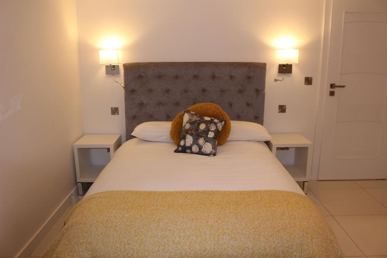 Blossom Lane Apartment Woodford  Dış mekan fotoğraf